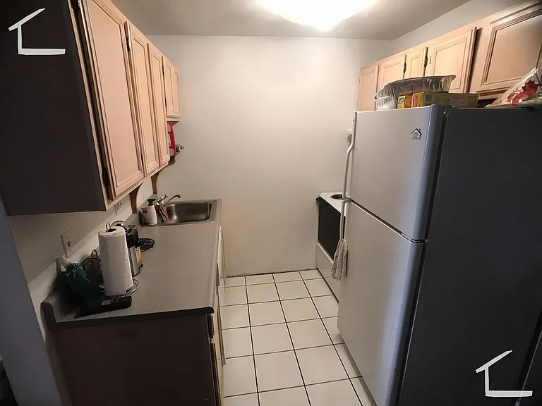 53 Evergreen St #4 — Photo 6