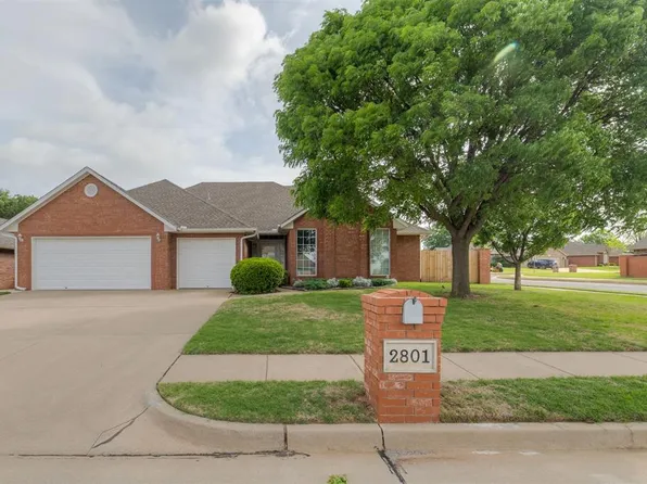 2801 Sterling Dr, Edmond, OK 73012