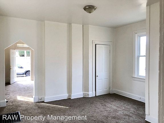 3rd image of 710 Greenwood Ave