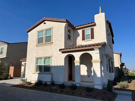 3rd image of 3959 E La Jolla St