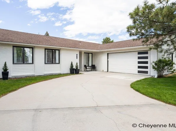 626 Shaun Ave, Cheyenne, WY 82009
