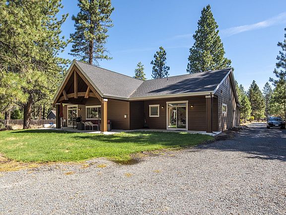 3rd image of 60315 Arapaho Ln