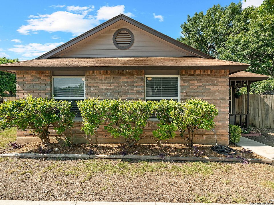 1st image of 803 fern meadow