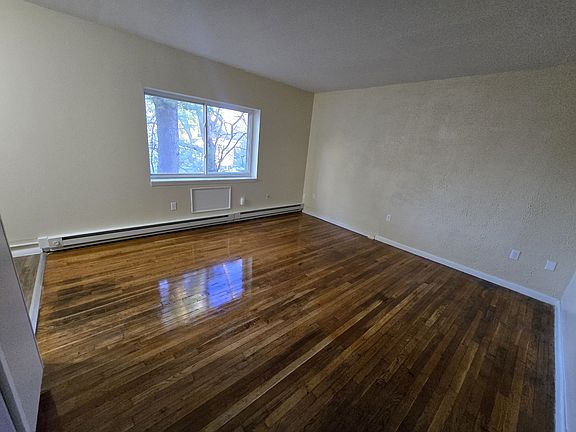 4th image of 156 Fountain St #2B2