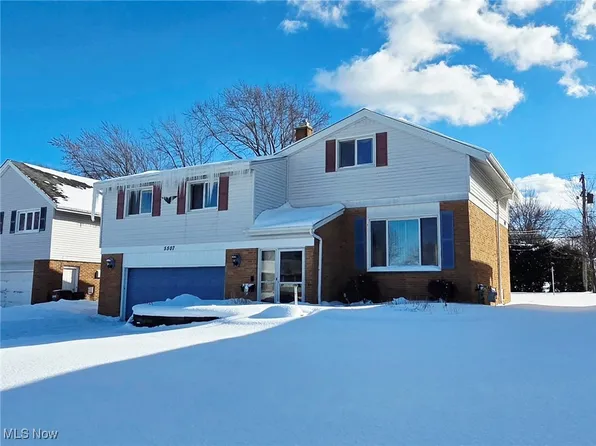 5507 Hollywood Dr, Parma, OH 44129