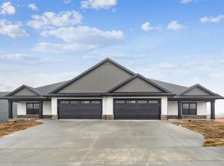 642 Maclan Ct, Iowa City, IA 52246