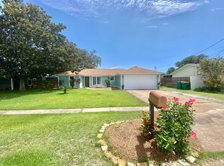303 Primrose Cir, Destin, FL 32541