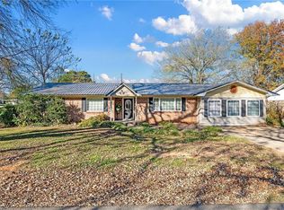 306 Stadium Dr, Poteau, OK 74953