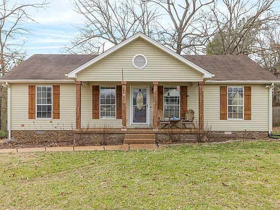 2nd image of 7202 Chester Rd