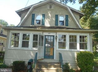 803 3rd St, Beverly, NJ 08010