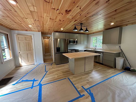 2nd image of 165 Melat Ln