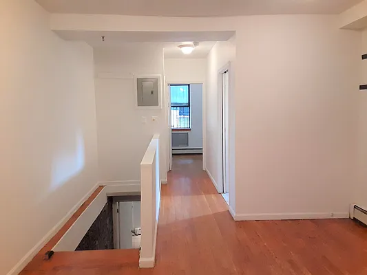 Rented by Corcoran | media 21