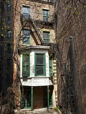Sold by Sotheby's International Realty | media 7