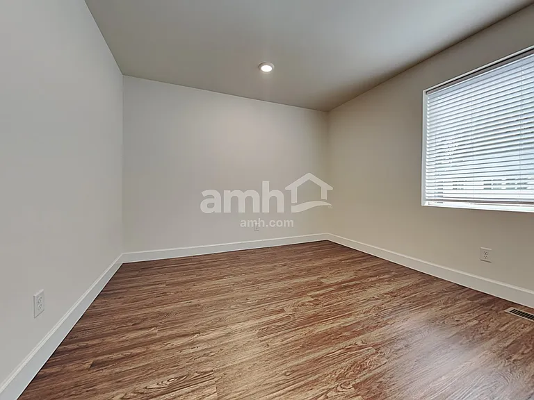 9283 Shootingstar St SE — Photo 13