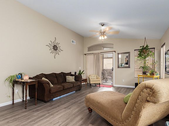 4th image of 18104 N Catherine Dr