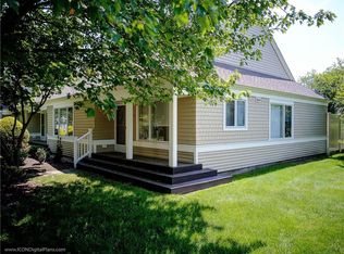 9 Whitney Ct, Narragansett, RI 02882