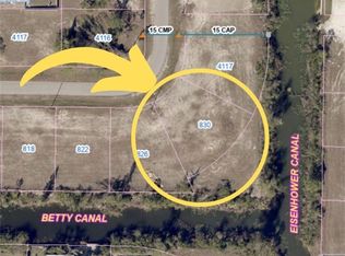 830 NE 41st Ln, Cape Coral, FL 33909
