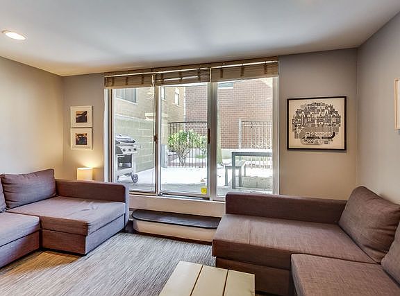 3rd image of 1614 N Mohawk St #1614