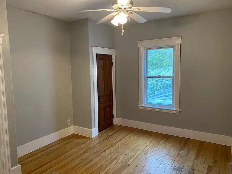 11 Derby St #2 — Photo 4