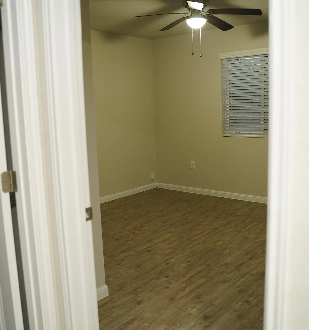 3 bed, 1543 sqft, $2,100 — Photo 3