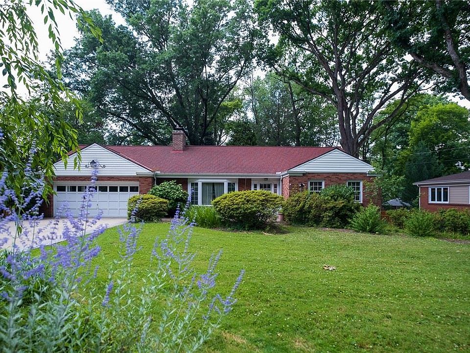 1st image of 1071 Wade Ln