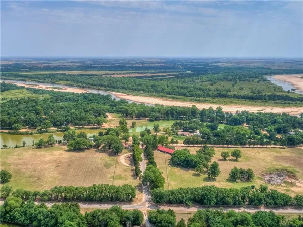 355 Oriole Dr Lot 355-357, Crescent, OK 73028