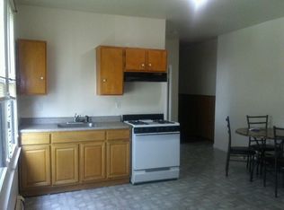150 Brunswick St #D, Newark, NJ 07114