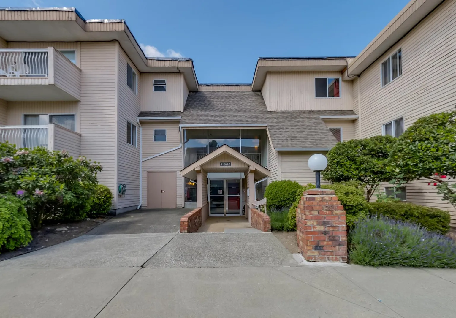 11816 88th Ave #303 photo 1