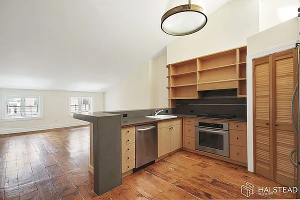 Rented by Halstead Real Estate | media 2