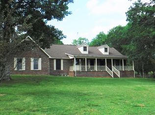 50 Grisham Rd, Fayetteville, TN 37334