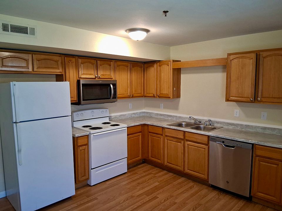 1st image of 349 Walnut Grove Rd #3