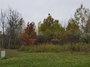 111 W Hunt Dr, Grove City, PA