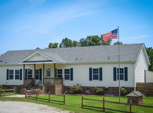 160 Meadowlark Ln, Newport, NC 28570