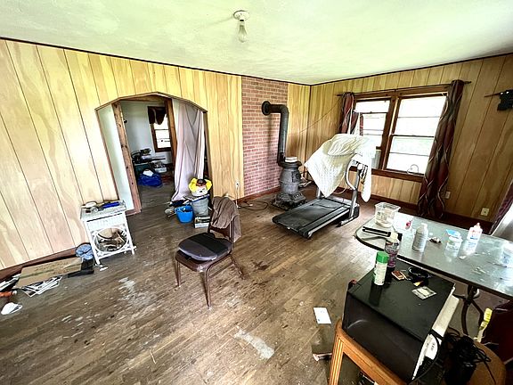 3rd image of 1080 Summertown Hwy