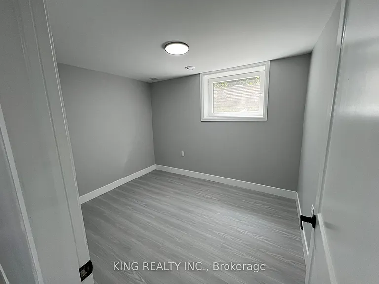 795 Cedarpark Way #BASEMENT — Photo 4