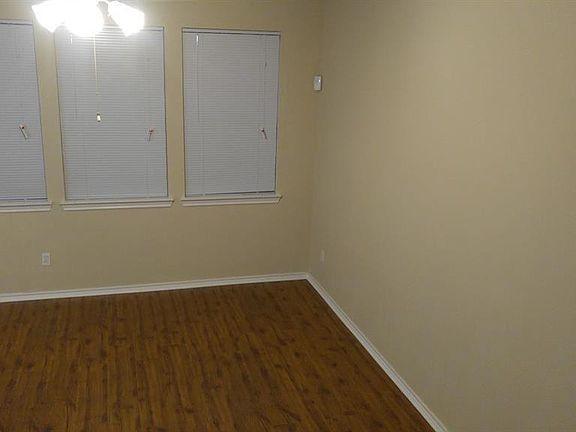 3rd image of 16842 Brooktondale Ct