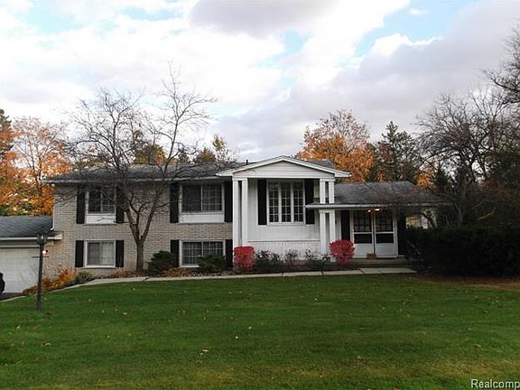 5th image of 5147 Corners Dr