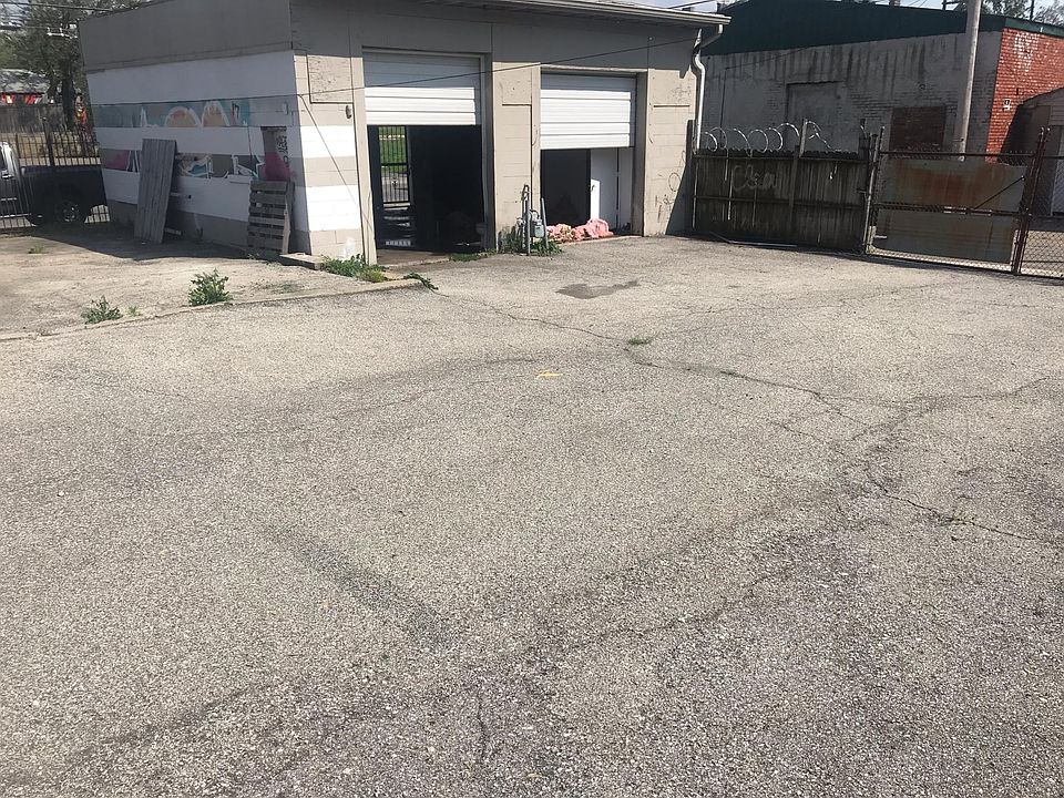 2nd image of 112 N 26th St
