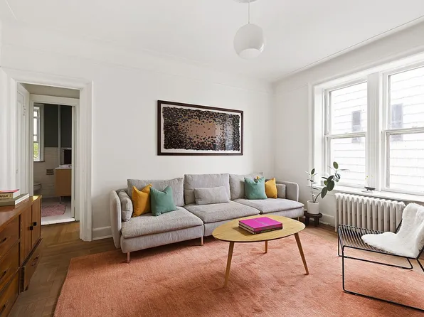 673 41st St APT 6, Brooklyn, NY 11232