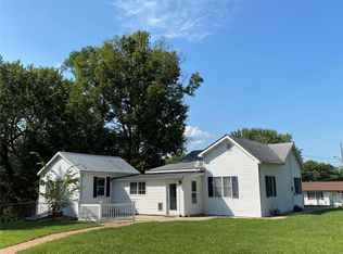 12 W Mill St, Ruma, IL 62278