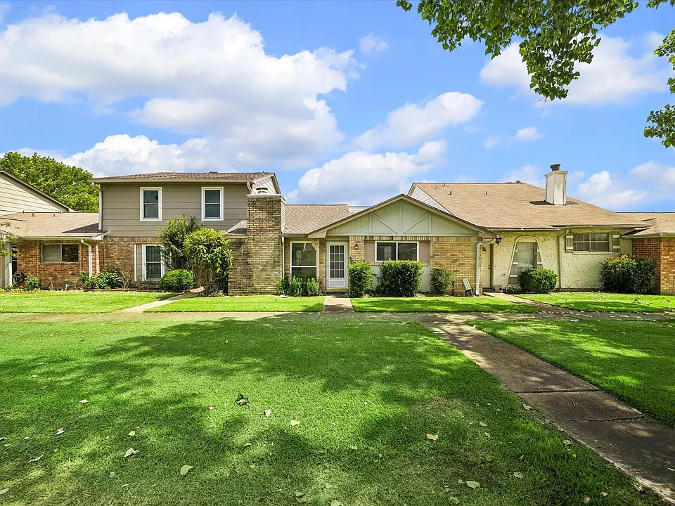 6407 S Briar Bayou Dr