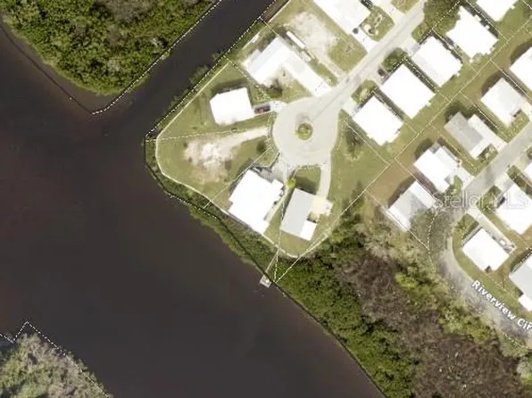 735 Blackburn Blvd, North Port, FL 34287