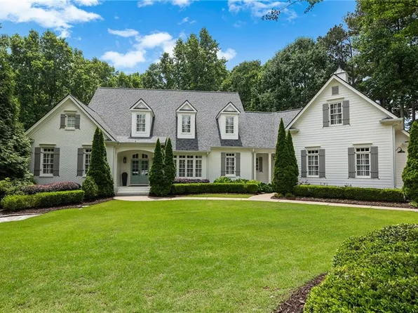 570 Laurel Oaks Ln, Milton, GA 30004
