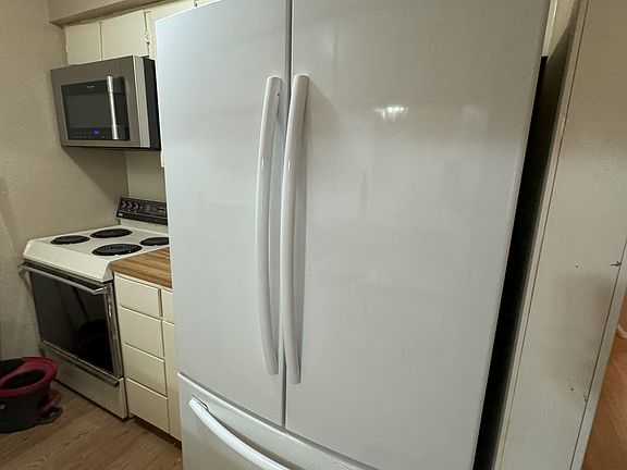2nd image of 2515 Indigo Ln