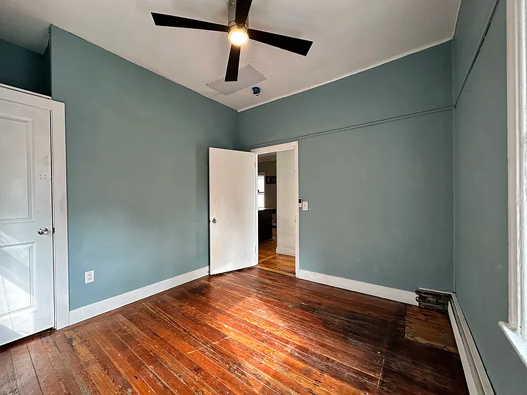 89 America St #2 — Photo 15