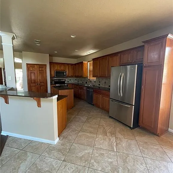 704 S Frontier Ln — Photo 15