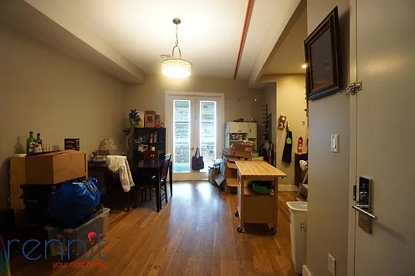 Rented by Rennit Inc. | media 23