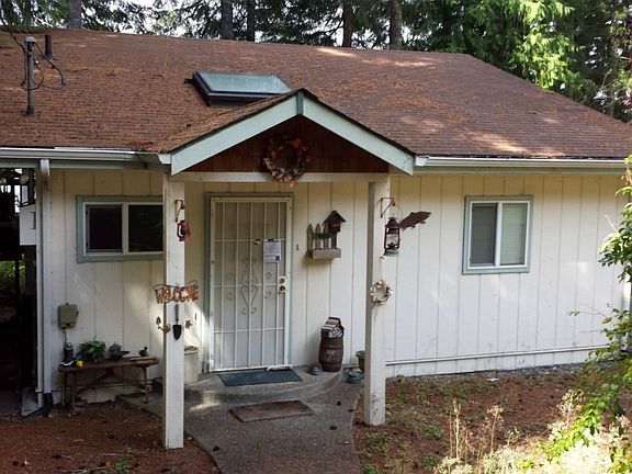 2nd image of 361 E Ballantrae Dr