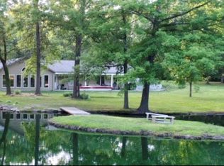 8100 E Mount Hope Rd, Columbia, MO 65202