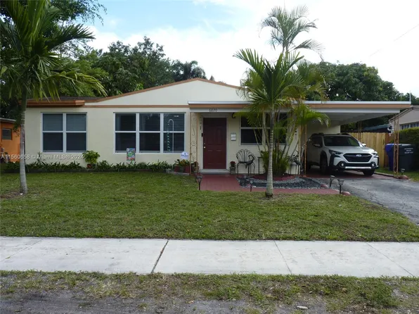 6820 Freedom St, Hollywood, FL 33024